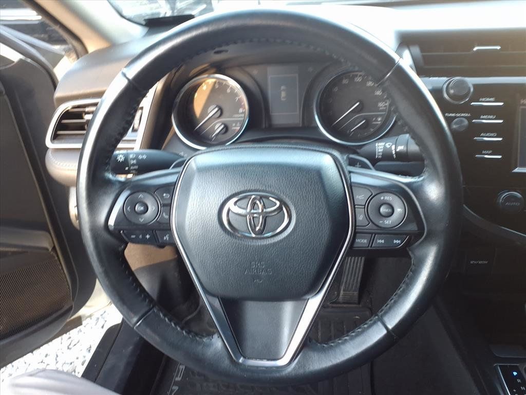 2020 Toyota Camry SE - 22941332 - 7