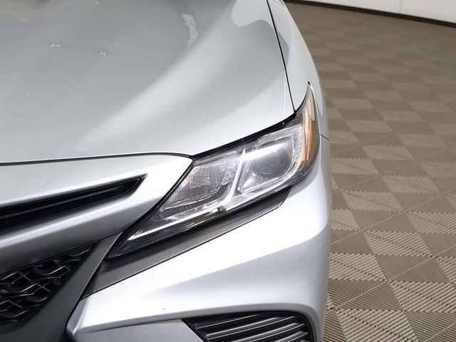2020 Toyota Camry SE - 23001097 - 11