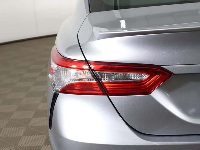 2020 Toyota Camry SE - 23001097 - 12