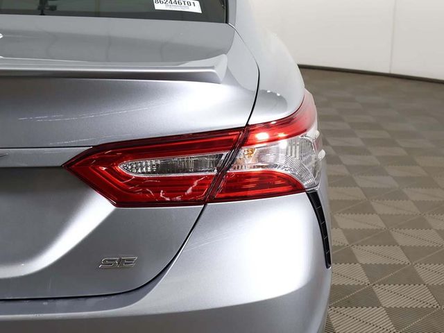 2020 Toyota Camry SE - 23001097 - 13