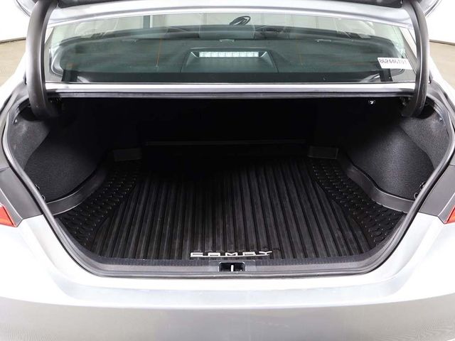 2020 Toyota Camry SE - 23001097 - 16