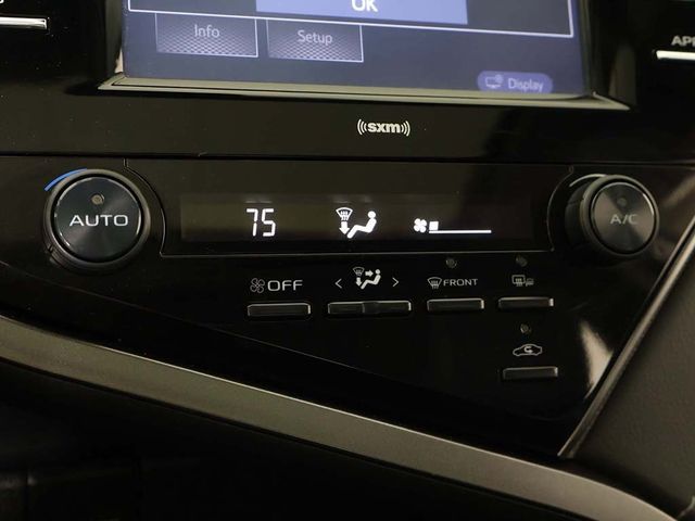 2020 Toyota Camry SE - 23001097 - 45