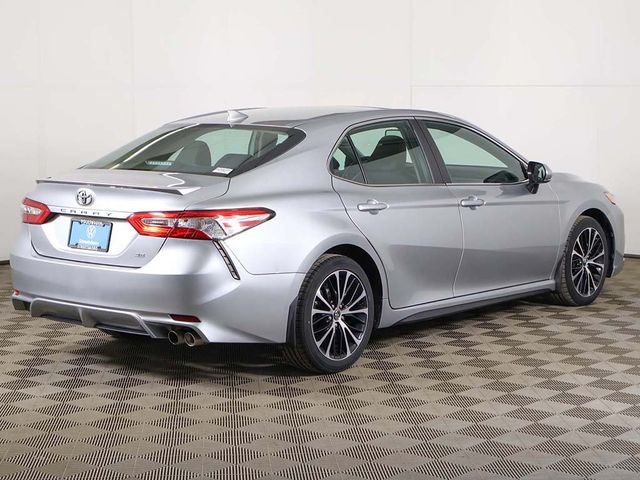 2020 Toyota Camry SE - 23001097 - 7