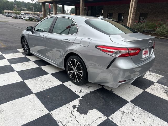 2020 Toyota Camry SE - 22586065 - 4