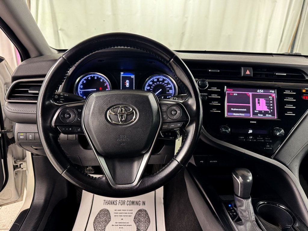 2020 Toyota Camry SE - 23032878 - 12