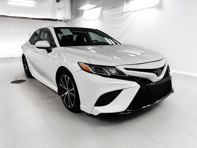2020 Toyota Camry SE - 23032878 - 6