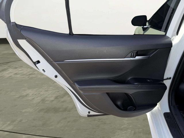 2020 Toyota Camry SE 4dr Sedan - 22986774 - 17