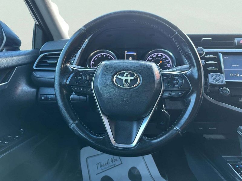 2020 Toyota Camry SE 4dr Sedan - 23042475 - 12