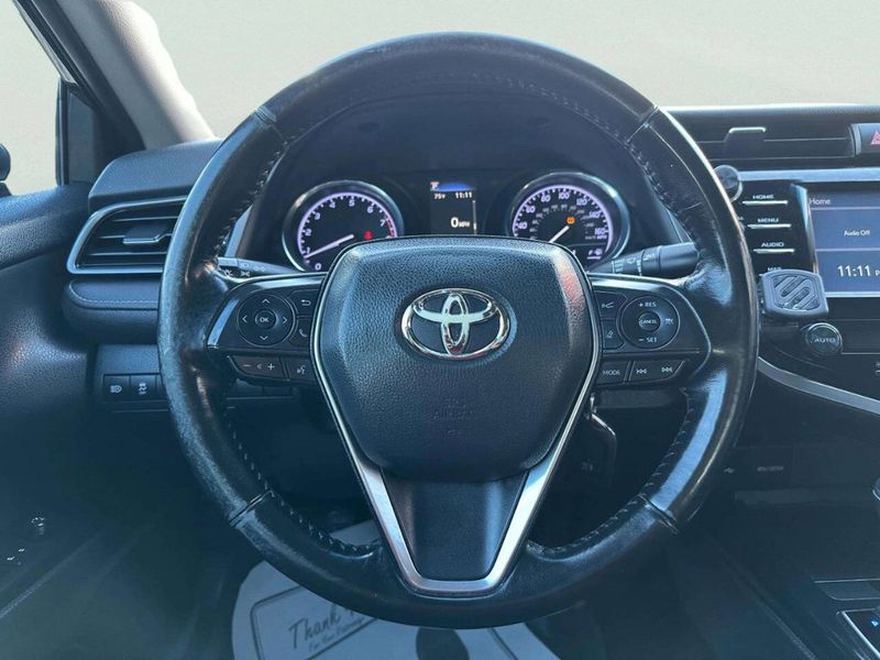 2020 Toyota Camry SE 4dr Sedan - 23042475 - 17