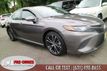 2020 Toyota Camry SE Auto  - 22499803 - 33