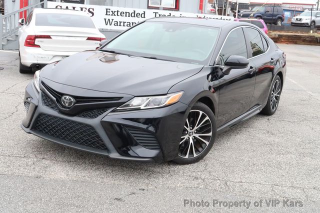 2020 Toyota Camry SE Automatic - 22735525 - 26