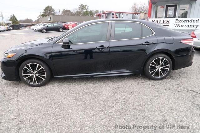 2020 Toyota Camry SE Automatic - 22735525 - 3