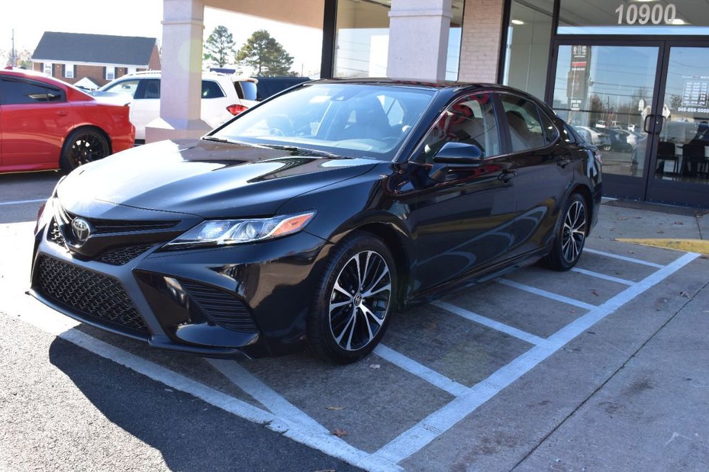 2020 Toyota Camry SE Automatic - 22219322 - 8