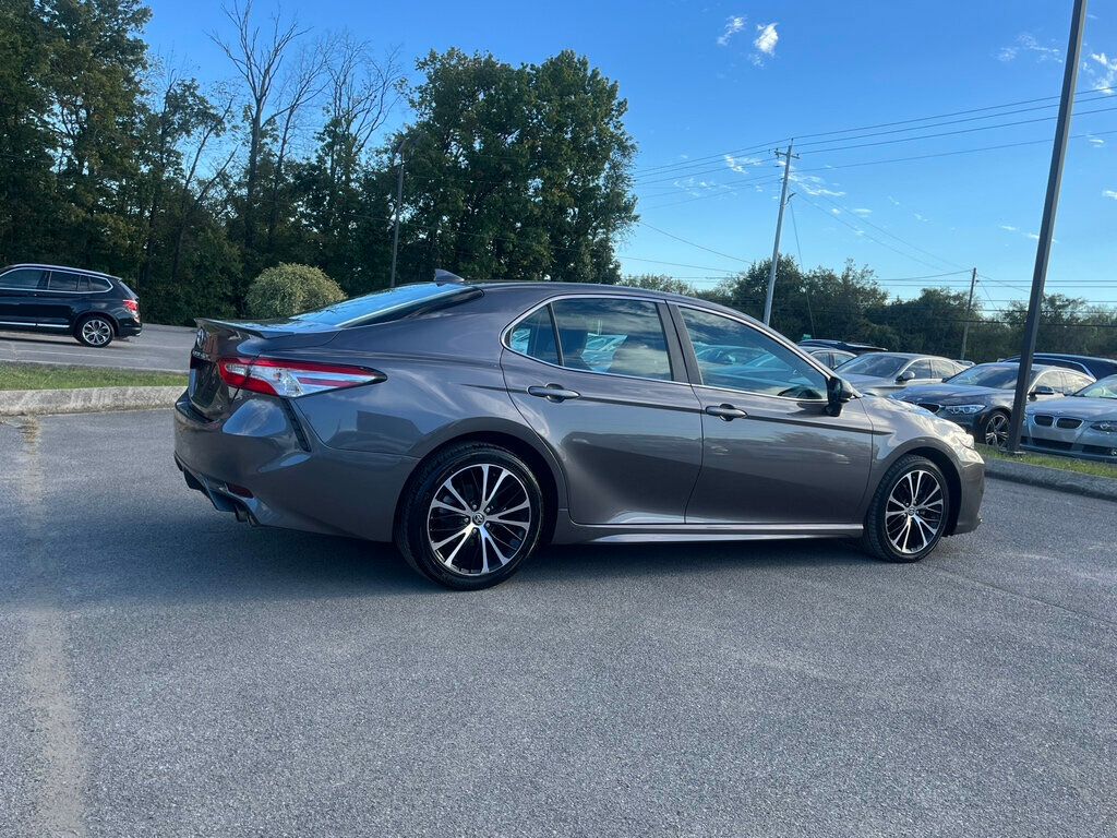 2020 Toyota Camry SE Automatic - 22637874 - 5