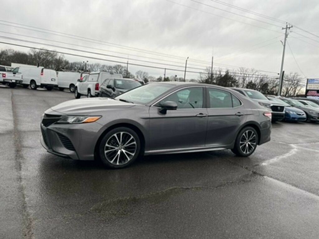 2020 Toyota Camry SE Automatic - 22763721 - 1