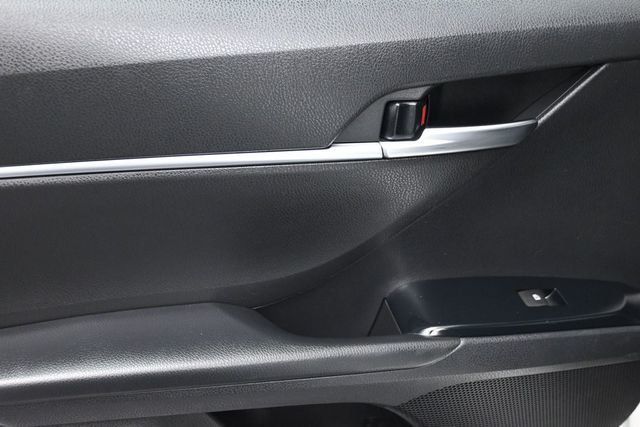 2020 Toyota Camry SE Automatic - 23042883 - 9