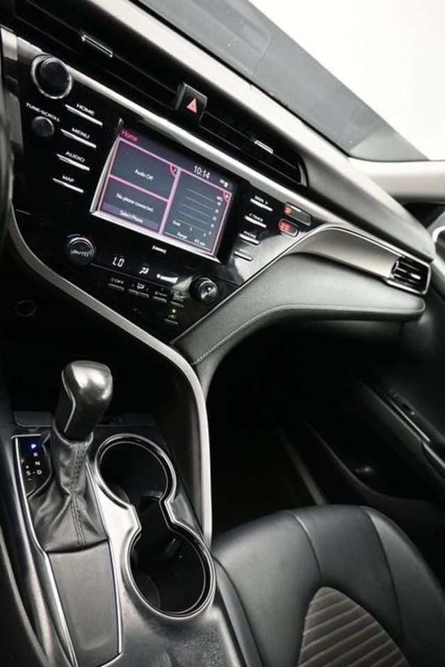 2020 Toyota Camry SE Automatic - 23042883 - 16