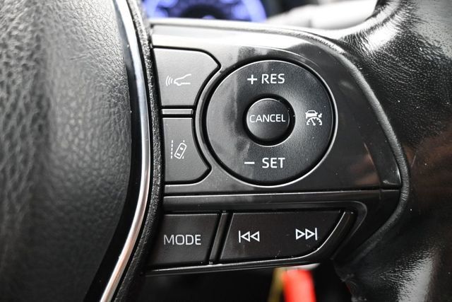 2020 Toyota Camry SE Automatic - 23042883 - 19