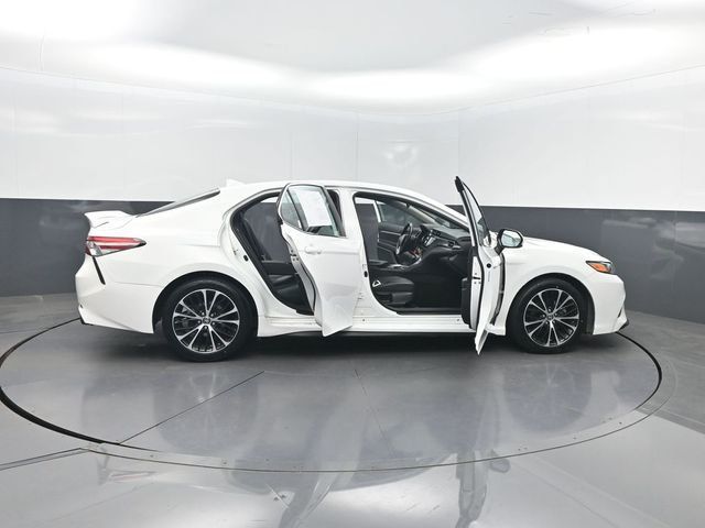 2020 Toyota Camry SE Automatic - 23042883 - 31