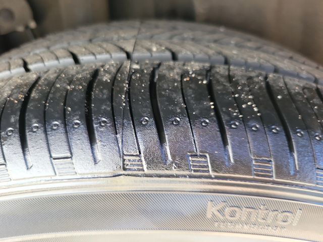 2020 Toyota Camry SE Automatic - 22943871 - 24