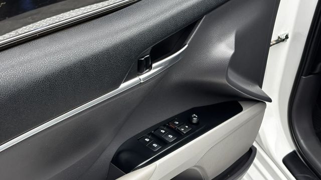 2020 Toyota Camry SE Automatic - 23037068 - 12