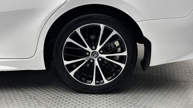 2020 Toyota Camry SE Automatic - 23037068 - 4