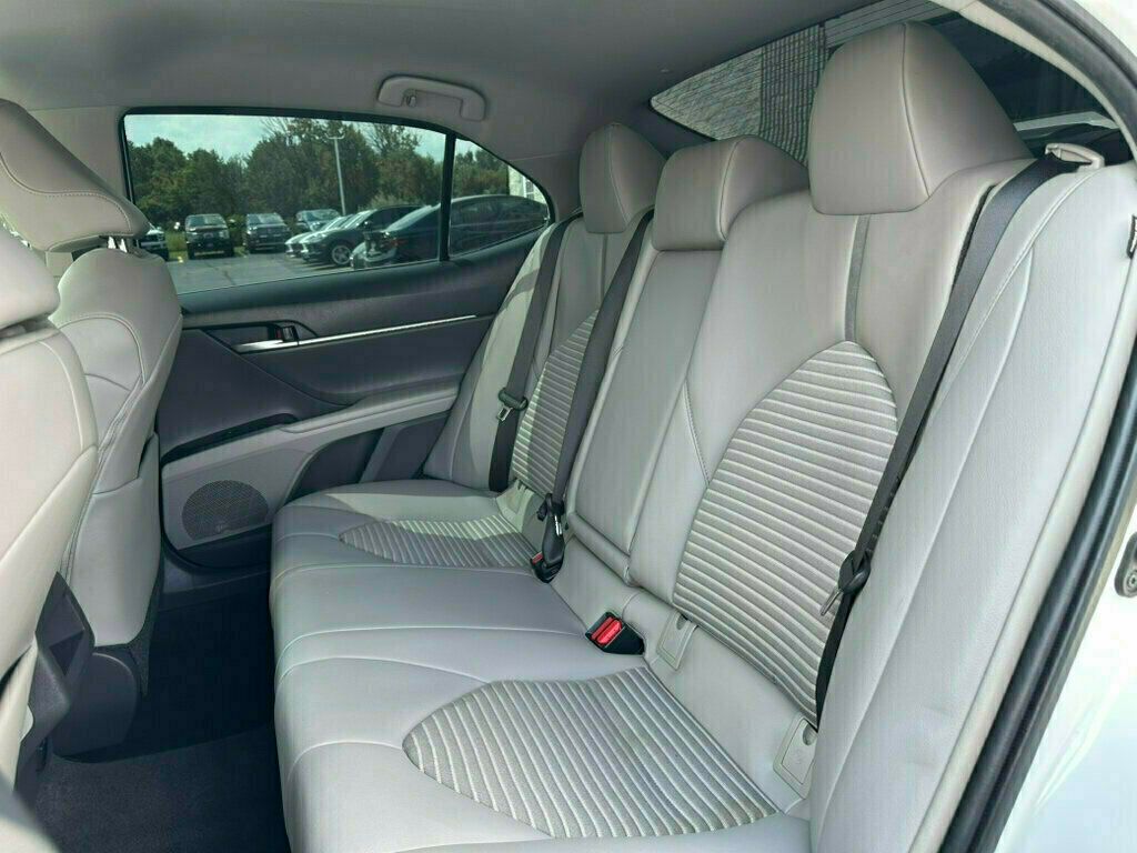 2020 Toyota Camry SE Automatic - 23056100 - 19