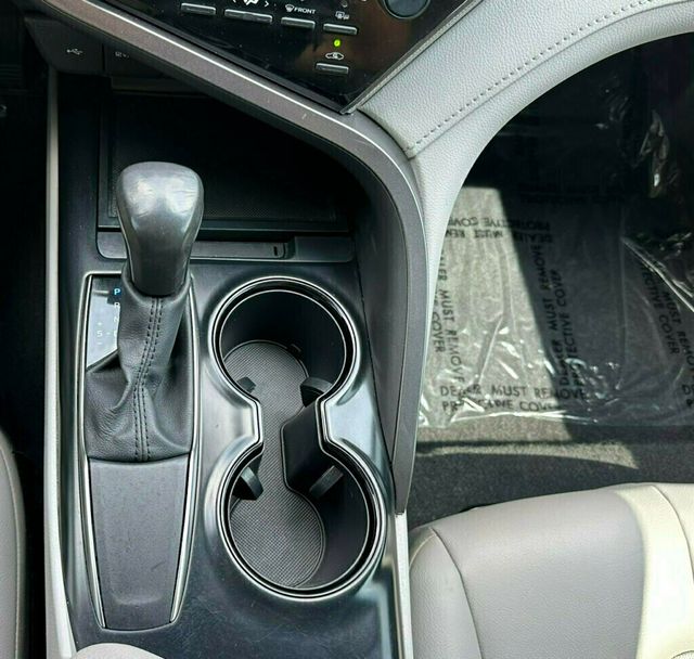 2020 Toyota Camry SE Automatic - 23056100 - 22