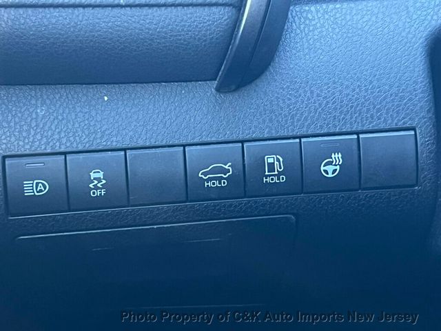 2020 Toyota Camry SE Automatic AWD - 22939299 - 25