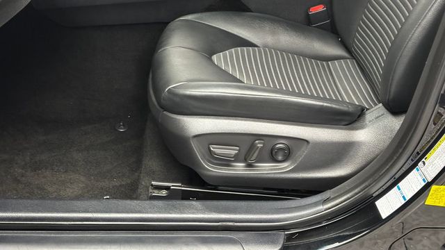 2020 Toyota Camry SE Automatic AWD - 23029844 - 8