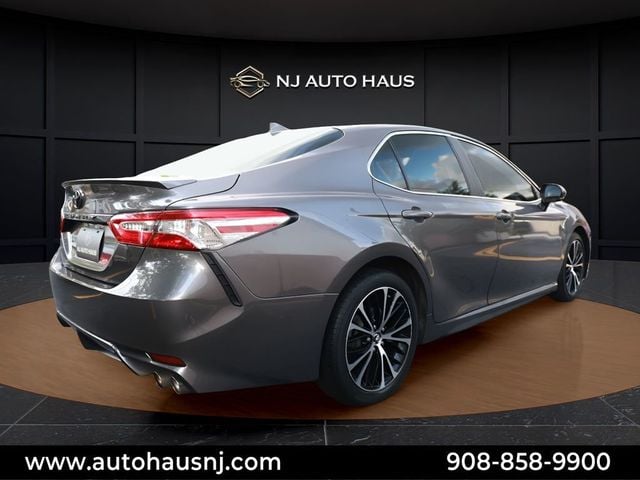 2020 Toyota Camry SE Nightshade Automatic - 23058807 - 10