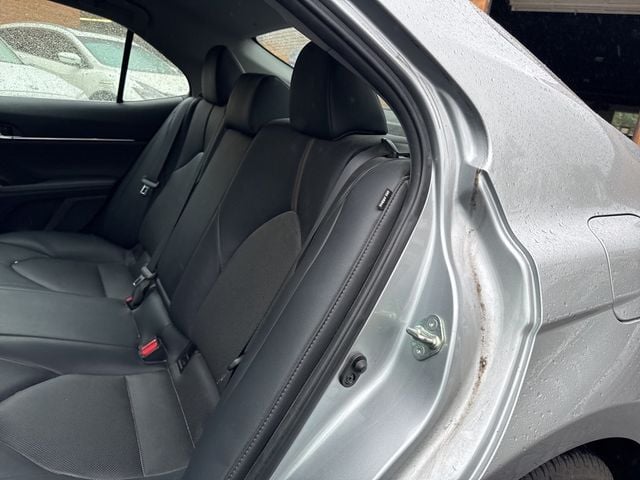2020 Toyota Camry XLE Automatic - 22931854 - 3