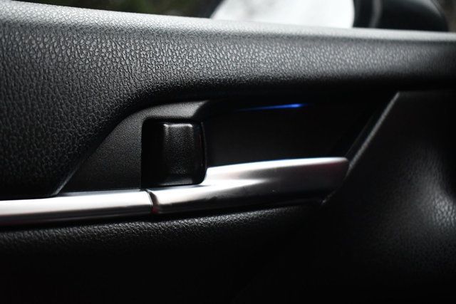 2020 Toyota Camry XSE Automatic - 22996191 - 17