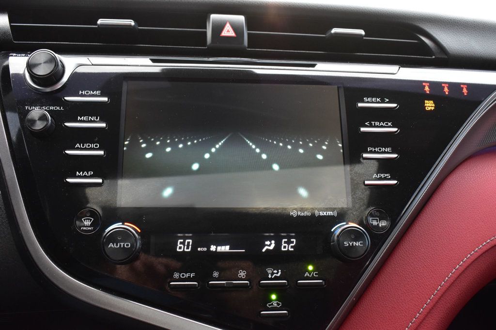 2020 Toyota Camry XSE Automatic - 23009308 - 28