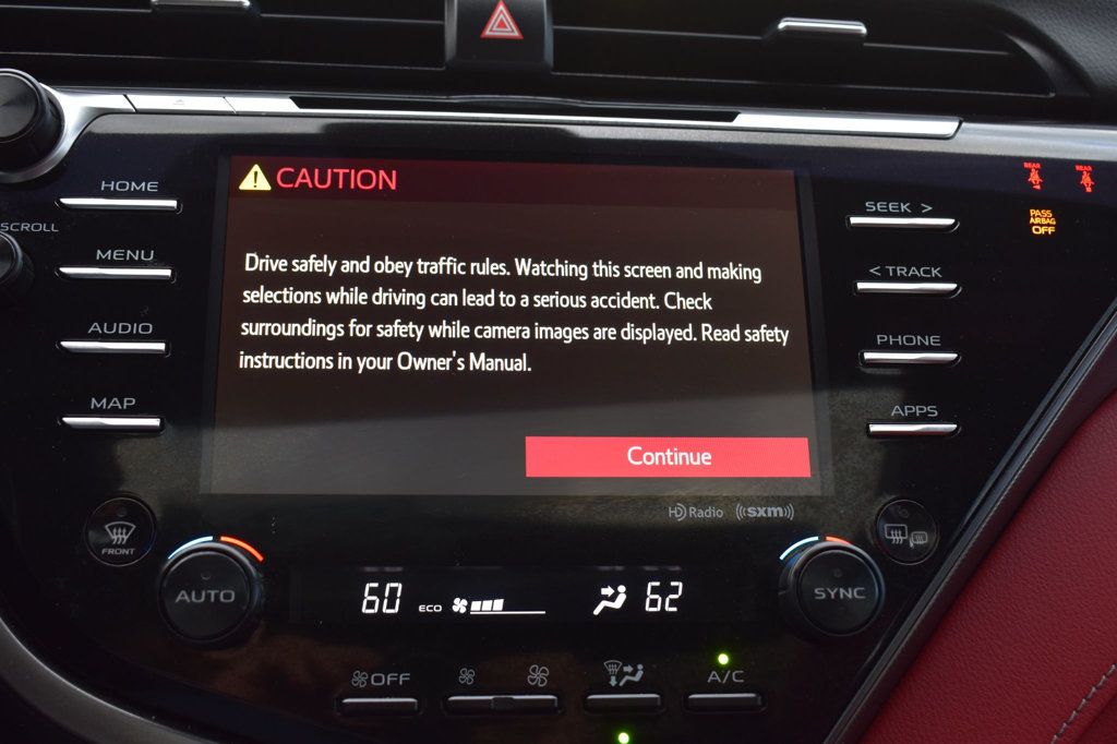 2020 Toyota Camry XSE Automatic - 23009308 - 29