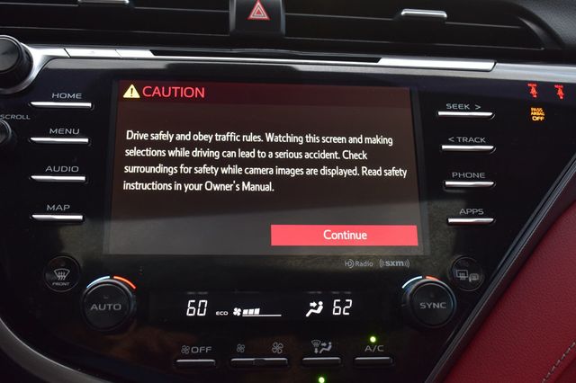 2020 Toyota Camry XSE Automatic - 23009308 - 29