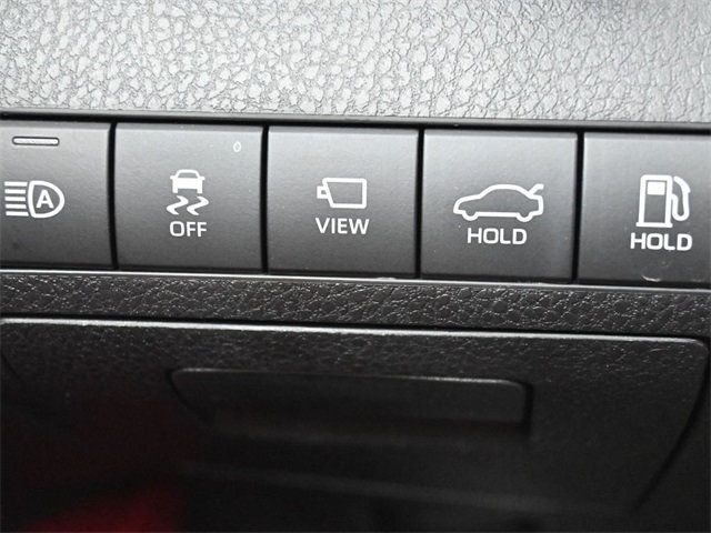 2020 Toyota Camry XSE photo 21
