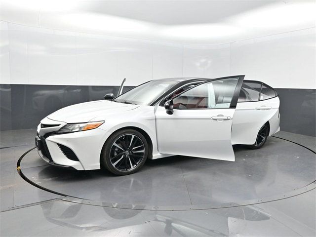 2020 Toyota Camry XSE photo 30