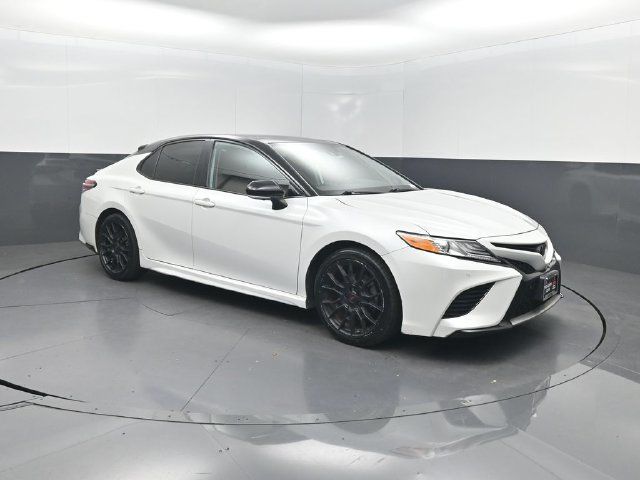 2020 Toyota Camry XSE Automatic - 23056877 - 29