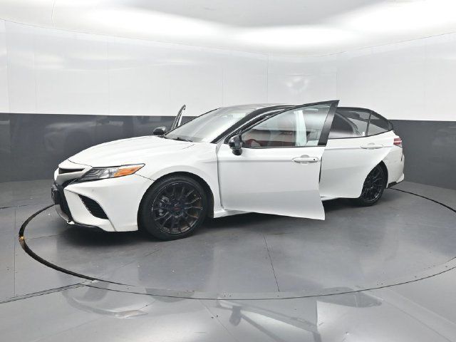 2020 Toyota Camry XSE Automatic - 23056877 - 31