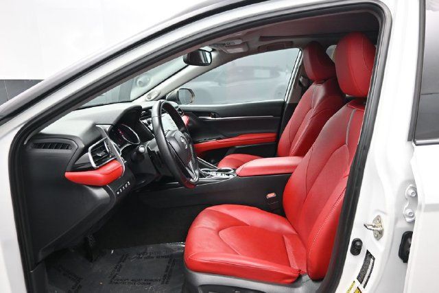 2020 Toyota Camry XSE Automatic - 23056877 - 5