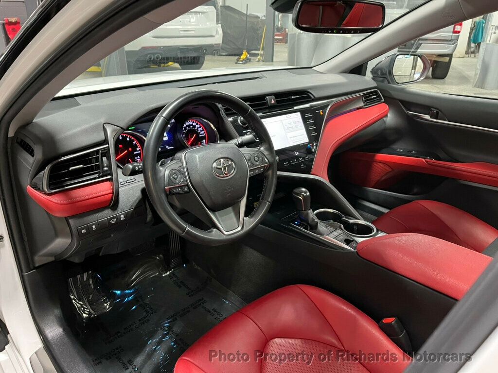 2020 Toyota Camry XSE Automatic - 22980171 - 10
