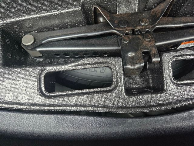 2020 Toyota Camry XSE Automatic - 22994346 - 19