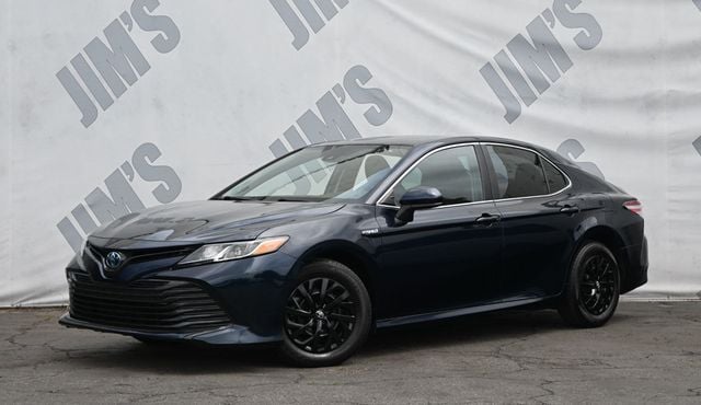 2020 Toyota Camry Hybrid LE - 22845467 - 0