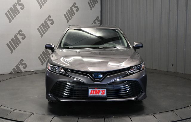 2020 Toyota Camry Hybrid LE - 23097685 - 1