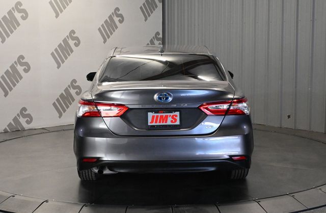 2020 Toyota Camry Hybrid LE - 23097685 - 5