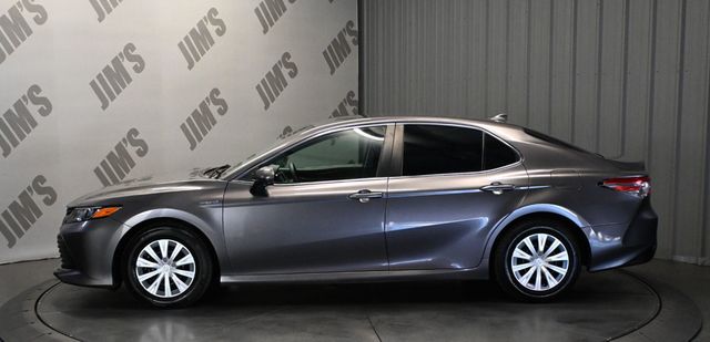 2020 Toyota Camry Hybrid LE - 23097685 - 7