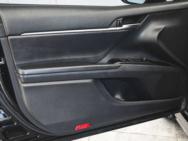 2020 Toyota Camry Hybrid LE - 23008483 - 7