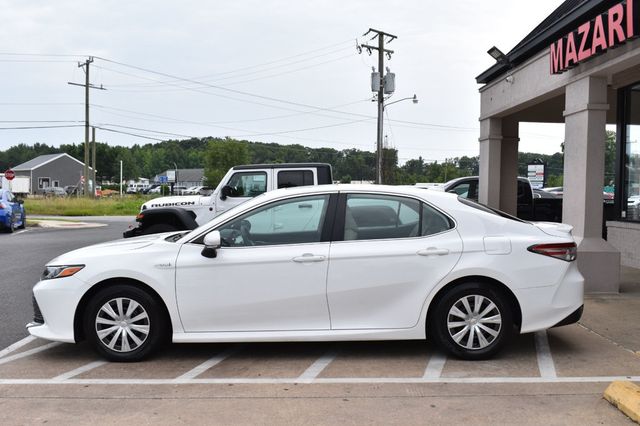 2020 Toyota Camry Hybrid LE CVT - 23059704 - 5