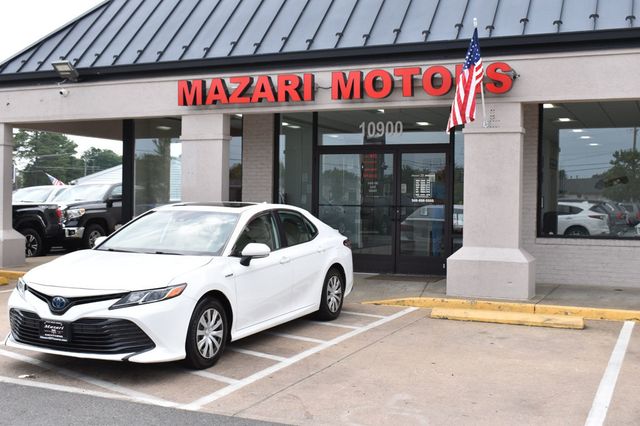 2020 Toyota Camry Hybrid LE CVT - 23059704 - 7